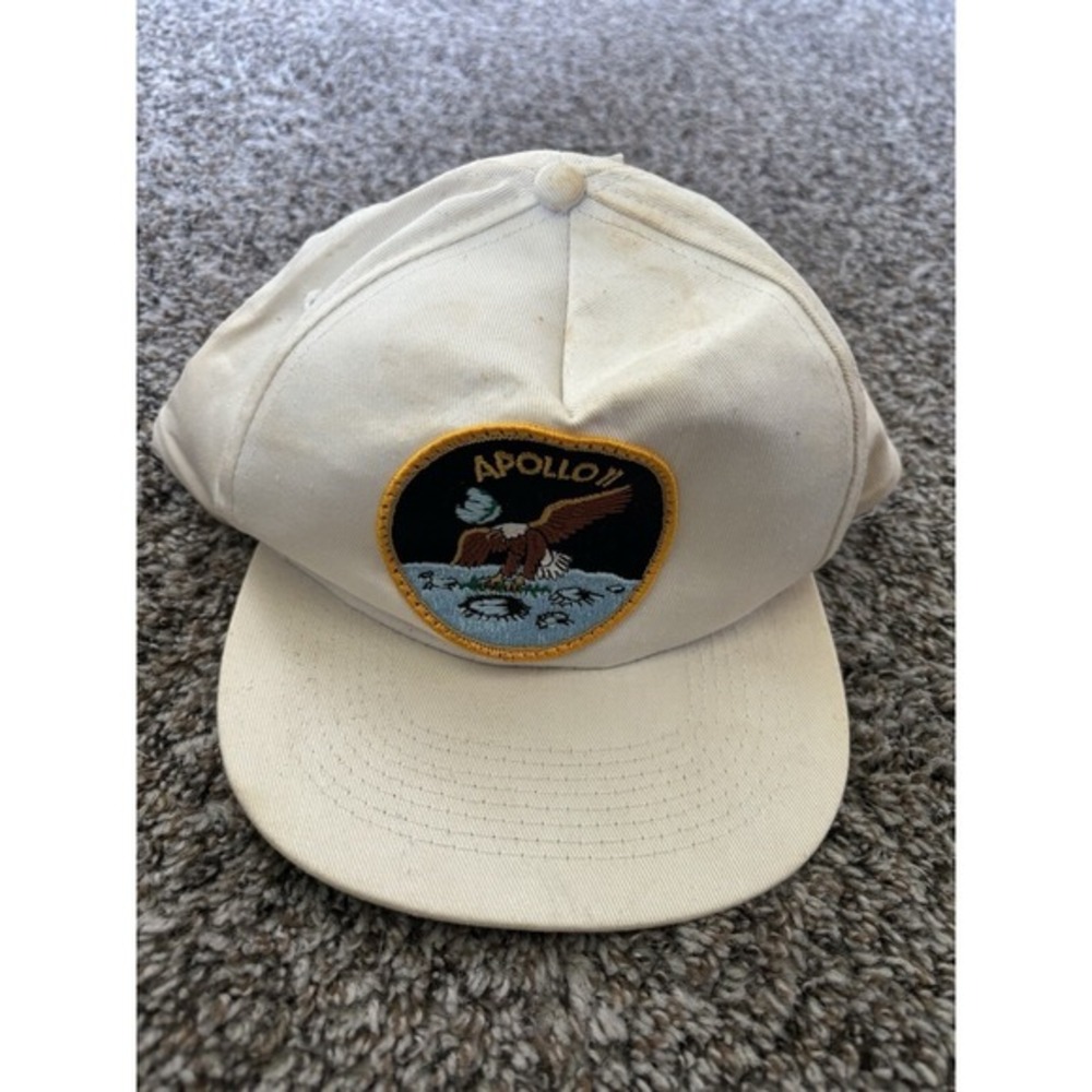 Vintage NASA  Apollo 11 SnapBack Hat Cap by KC Caps w/ Tags Yellowing Eagle Land